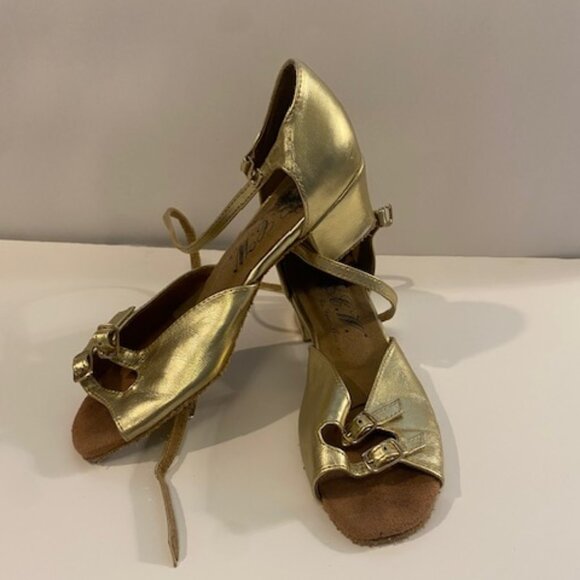 Dance Ballroom/ Latin shoes 1 1/2 inch Heel Gold Size 4 - Picture 1 of 11